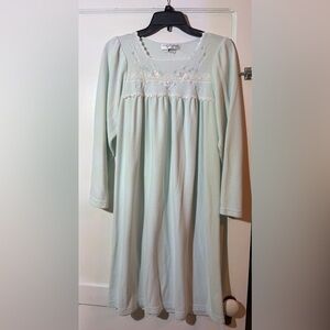 Miss Elaine Soft baby blue nightgown